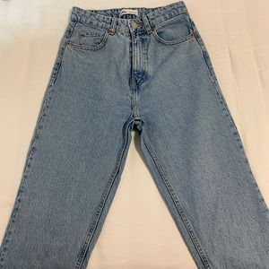 Zara Mom Fit Jeans